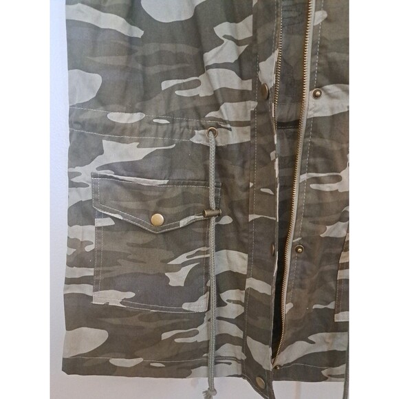 Zenana Outfitters Utility Vest Camo Hooded Sleeveless Jacket Women's Medium - Picture 5 of 9